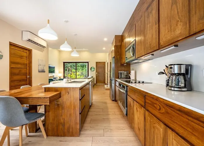 Сasa de vacaciones Casa Coralis - Stunning Modern 3 Bedroom 3-half Bath In Playa Potrero (Guanacaste)