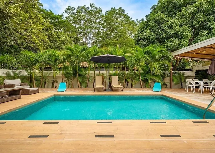 Casa Coralis - Stunning Modern 3 Bedroom 3-half Bath In Playa Potrero (Guanacaste)