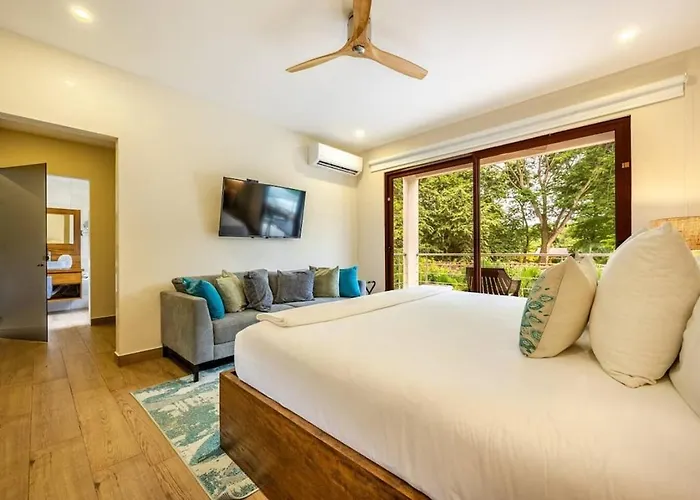 Casa Coralis - Stunning Modern 3 Bedroom 3-half Bath In Playa *