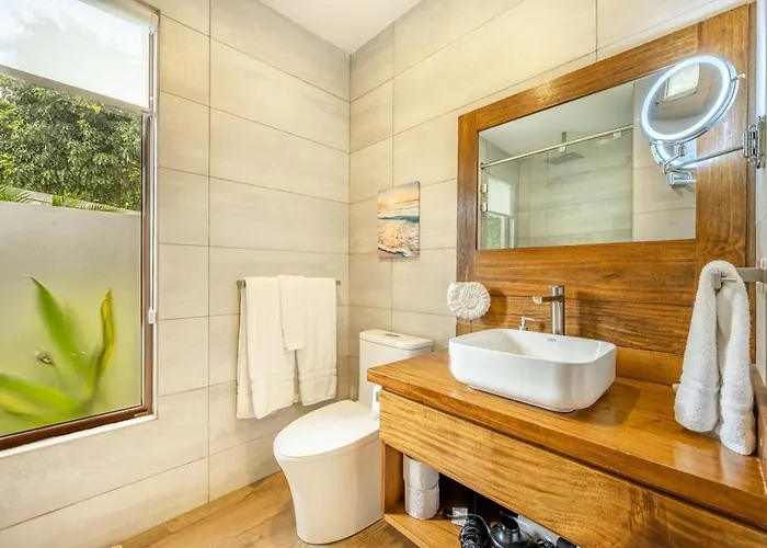 Casa Coralis - Stunning Modern 3 Bedroom 3-half Bath In Playa *